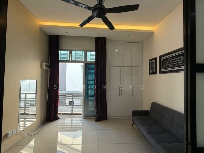 Rumah Kluster untuk Dijual di Kangkar Pulai (Skudai) - Sharon Ong - Living Room - PropertyGuru.com.my
