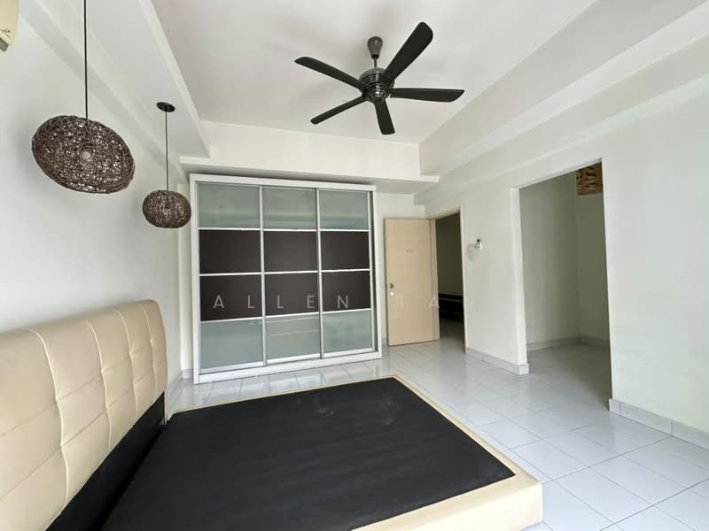 Condominium for Sale at Sterling - Allen Tan - Bedroom - PropertyGuru.com.my