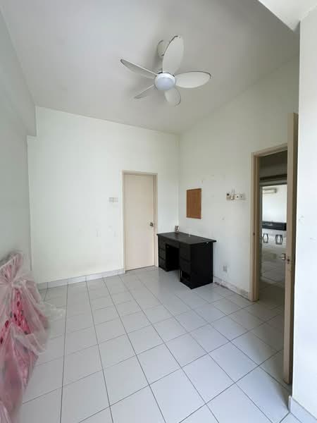Condominium for Sale at Sterling - Allen Tan - Study - PropertyGuru.com.my