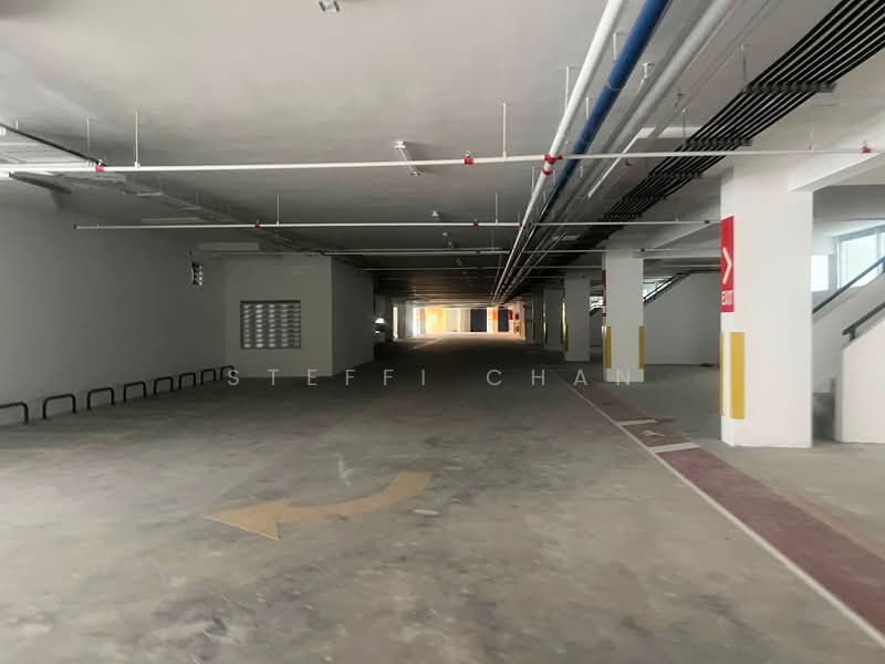 Shop / Office untuk Disewa di Puchong (Selangor) - Steffi Chan - Car Park - PropertyGuru.com.my