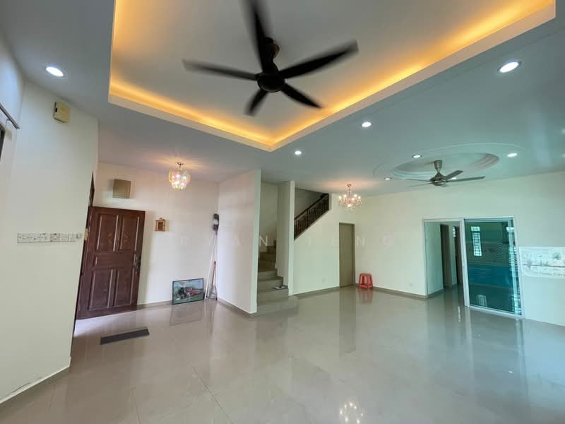 Rumah Berkembar untuk Dijual di Bayan Lepas (Penang) - Bryan Teng - Living Room - PropertyGuru.com.my