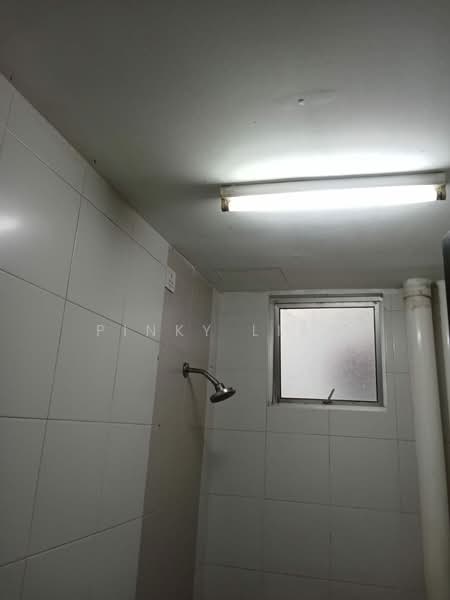 Pangsapuri untuk Disewa di Orchis Apartment - Pinky Liaw - Bathroom - PropertyGuru.com.my