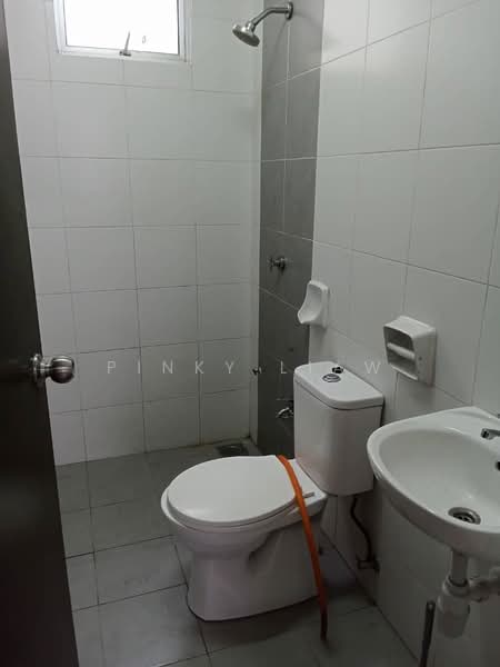 Pangsapuri untuk Disewa di Orchis Apartment - Pinky Liaw - Bathroom - PropertyGuru.com.my