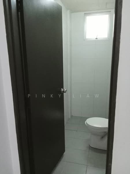 Pangsapuri untuk Disewa di Orchis Apartment - Pinky Liaw - Bathroom - PropertyGuru.com.my
