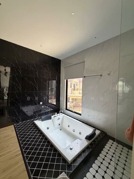 Rumah Teres 3 Tingkat untuk Dijual di Bayan Lepas (Penang) - Bryan Teng - Bathroom - PropertyGuru.com.my