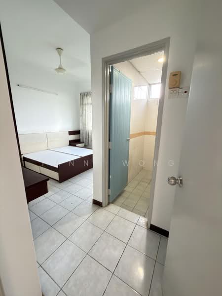 Kondominium untuk Dijual di Vistaria Condominium - Fanny Wong - Bedroom - PropertyGuru.com.my