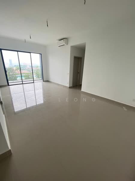 Servis Apartment untuk Disewa di Residensi Ava @ Kiara Bay - JK Leong - Living Room - PropertyGuru.com.my