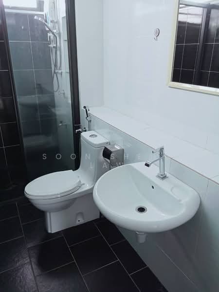 Semi-Detached House for Sale in Taman Saujana Suria (Kajang) - Soon Sheng Law - Bathroom - PropertyGuru.com.my