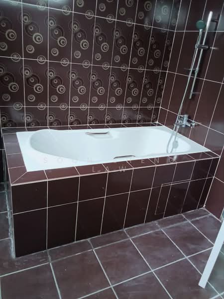 Semi-Detached House for Sale in Taman Saujana Suria (Kajang) - Soon Sheng Law - Bathroom - PropertyGuru.com.my