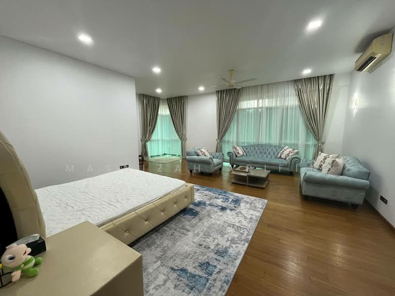 Kondominium untuk Dijual di The Pearl KLCC - Masnizah Arifin - Living Room - PropertyGuru.com.my