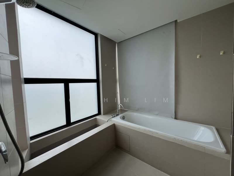 Kondominium untuk Disewa di Seri Riana Residence - Joachim Lim - Bathroom - PropertyGuru.com.my