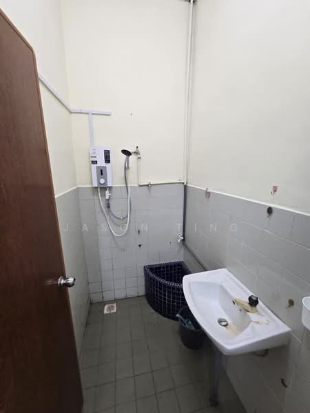 Rumah Teres 1 Tingkat untuk Disewa di Taman Johor Jaya (Johor Bahru) - Jason Ting - PropertyGuru.com.my