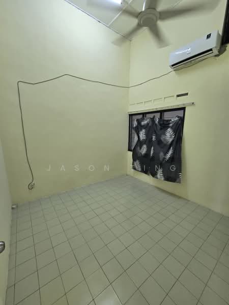 Rumah Teres 1 Tingkat untuk Disewa di Taman Johor Jaya (Johor Bahru) - Jason Ting - PropertyGuru.com.my