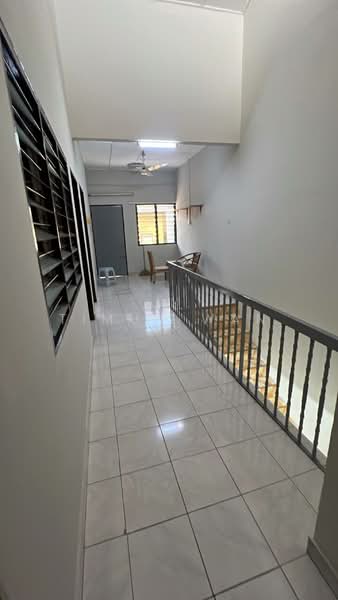 Rumah Teres 2 Tingkat untuk Disewa di Kampung Sungai Way (Petaling Jaya) - Timun Wan - Corridor - PropertyGuru.com.my