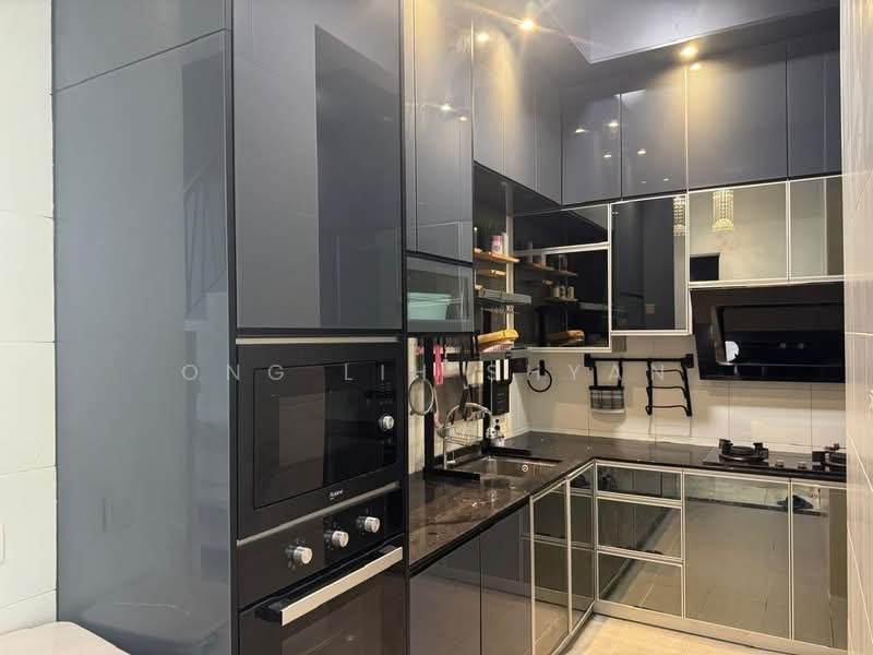 3-storey Terraced House for Sale in Setia Eco Cascadia (Tebrau) - Ong Lih Shyan - Kitchen - PropertyGuru.com.my