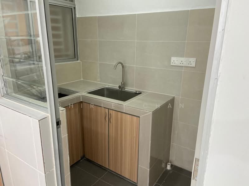 Condominium for Rent at Residensi Sateria - Shirley Chan - Kitchen - PropertyGuru.com.my