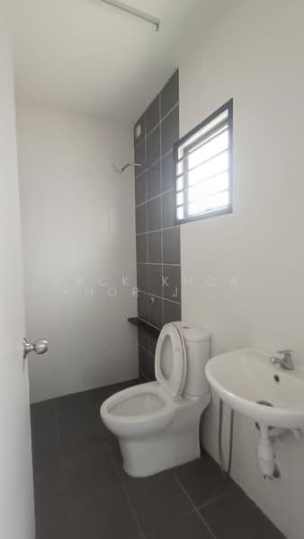 2-storey Terraced House for Rent in Setia Alam (Selangor) - Jack Khor Phor Jiing - Bathroom - PropertyGuru.com.my