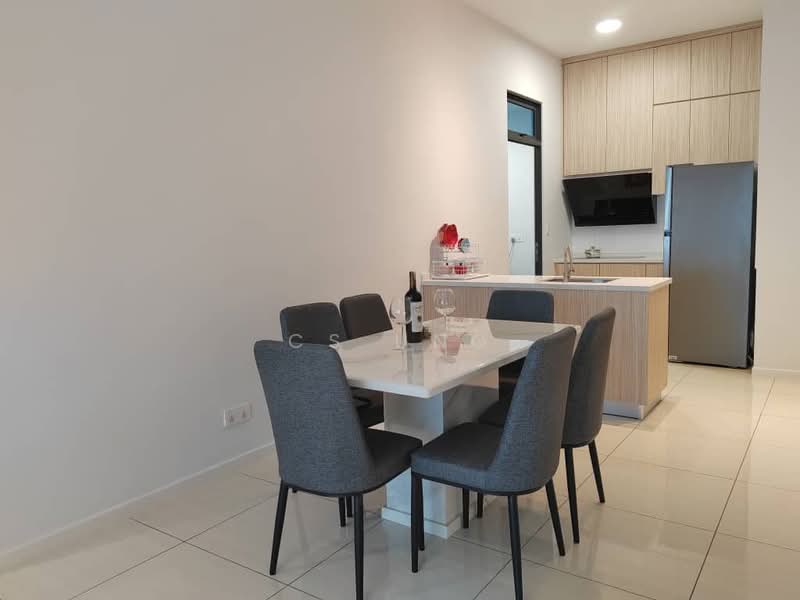 Kondominium untuk Disewa di Queens Residences Q1 @ Queens Waterfront - CS Ung - Dining Room - PropertyGuru.com.my