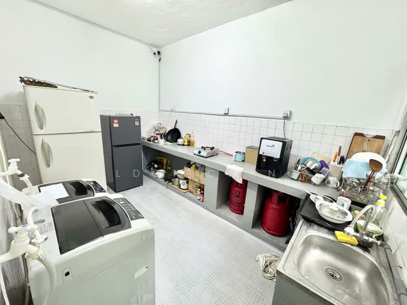 2-storey Terraced House for Rent in Taman Connaught (Cheras) - Eldon Chong - Kitchen - PropertyGuru.com.my