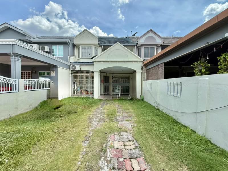 2-storey Terraced House for Sale in Bandar Tun Hussein Onn (Cheras) - Hairi Halim - PropertyGuru.com.my
