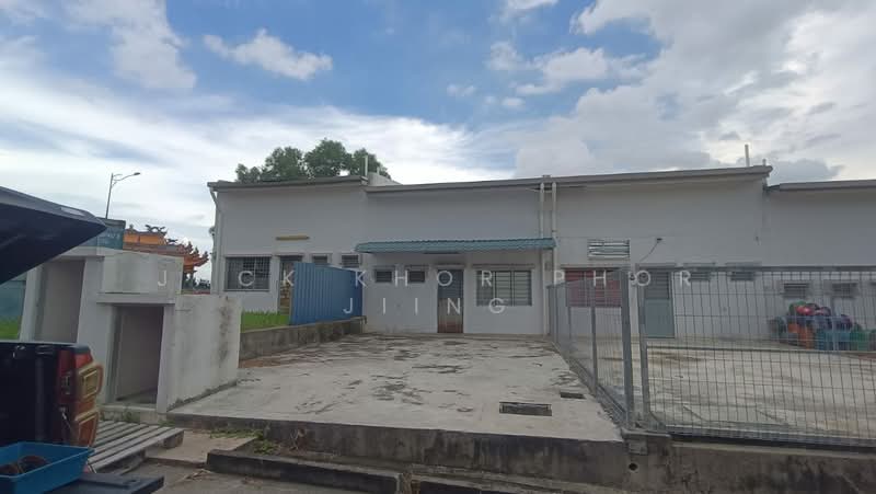 Factory for Rent in Bandar Bukit Raja (Klang) - Jack Khor Phor Jiing - Exterior - PropertyGuru.com.my