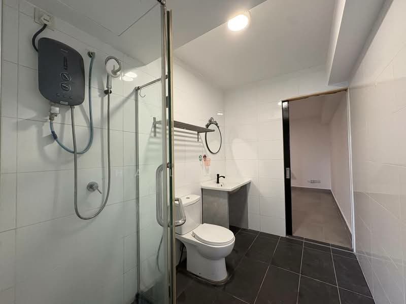 Service Residence for Rent at Halo Sunday @ Empire City - Hailey Lim - Bathroom - PropertyGuru.com.my