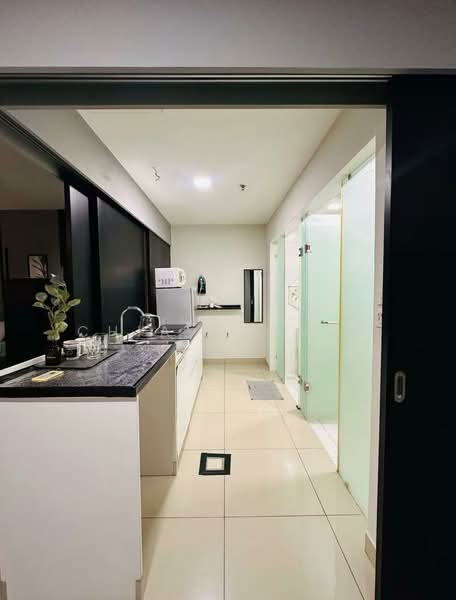 Servis Apartment untuk Dijual di Trefoil @ Setia City - Chia Carmen - PropertyGuru.com.my