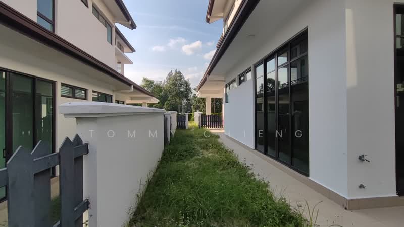 Rumah Berkembar untuk Dijual di Eco Majestic (Semenyih) - TOMMY CHIENG - PropertyGuru.com.my
