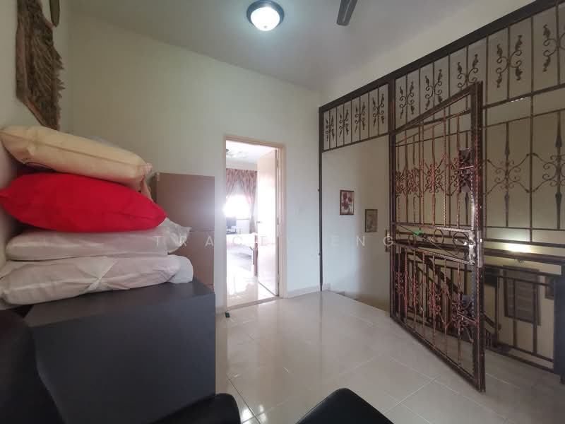 Rumah Berkembar untuk Dijual di Taman Nusa Idaman (Iskandar Puteri (Nusajaya)) - Tracey Eng - Staircase Slab - PropertyGuru.com.my