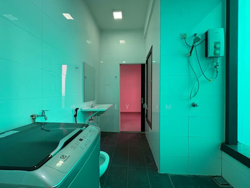 Service Residence for Rent at Halo Sunday @ Empire City - Hailey Lim - Bathroom - PropertyGuru.com.my