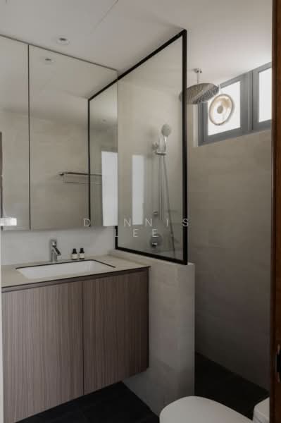 Kediaman Servis untuk Dijual di TriTower Residence @ Johor Bahru Sentral - Dennis Lee - Bathroom - PropertyGuru.com.my