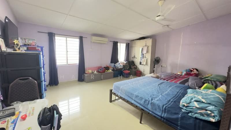 2-storey Terraced House for Sale in Bandar Saujana Putra (Tanjong Duabelas) - Hairi Halim - PropertyGuru.com.my