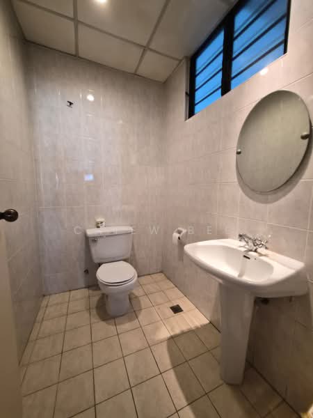 Kondominium untuk Disewa di Sri Pangkor Condominium - Chiew Bee - Bathroom - PropertyGuru.com.my
