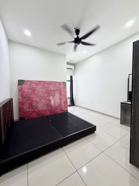 2-storey Terraced House for Sale in Taman Puteri Wangsa (Ulu Tiram) - Yik Tat - PropertyGuru.com.my