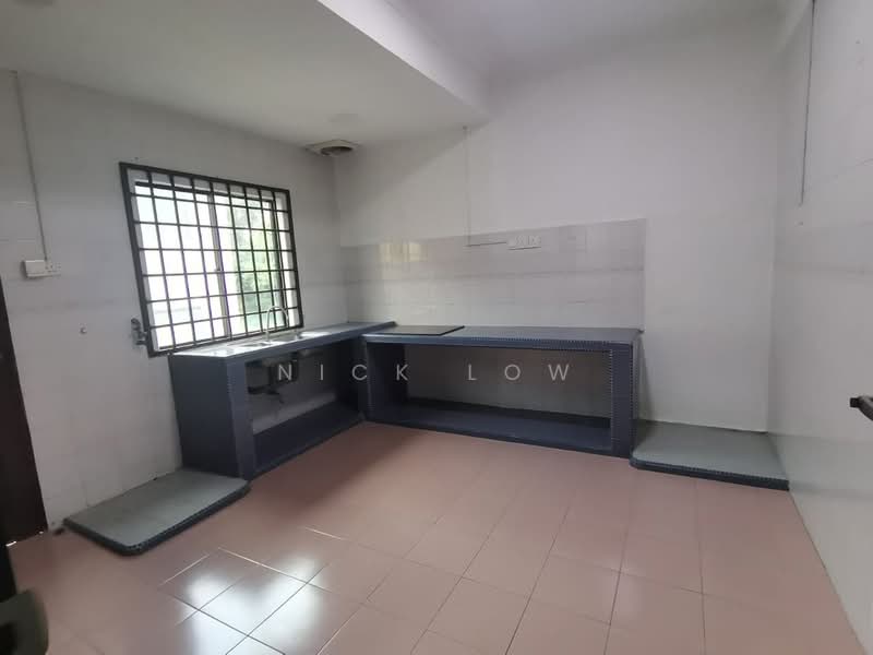 Rumah Teres 2 Tingkat untuk Disewa di Bandar Selesa Jaya (Skudai) - Nick Low - Kitchen - PropertyGuru.com.my