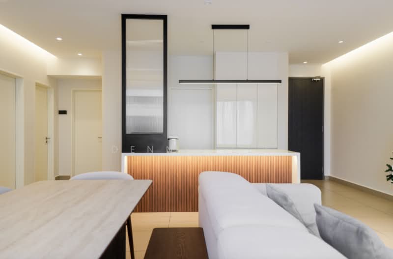 Kondominium untuk Dijual di Setia Sky 88 - Dennis Lee - Living Room - PropertyGuru.com.my