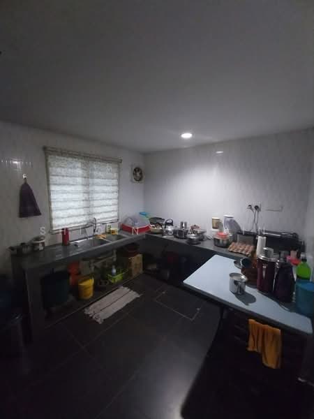 1-storey Terraced House for Sale in Kelana Jaya (Petaling Jaya) - Shiqin Saidin - Kitchen - PropertyGuru.com.my
