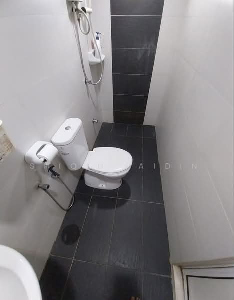 1-storey Terraced House for Sale in Kelana Jaya (Petaling Jaya) - Shiqin Saidin - Bathroom - PropertyGuru.com.my