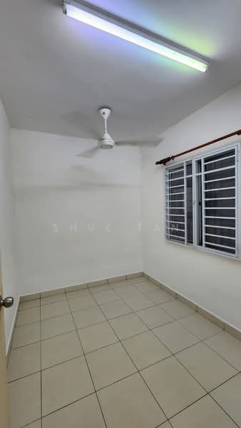 Pangsapuri untuk Disewa di De Bayu Apartment - Shue Tan - Interior - PropertyGuru.com.my