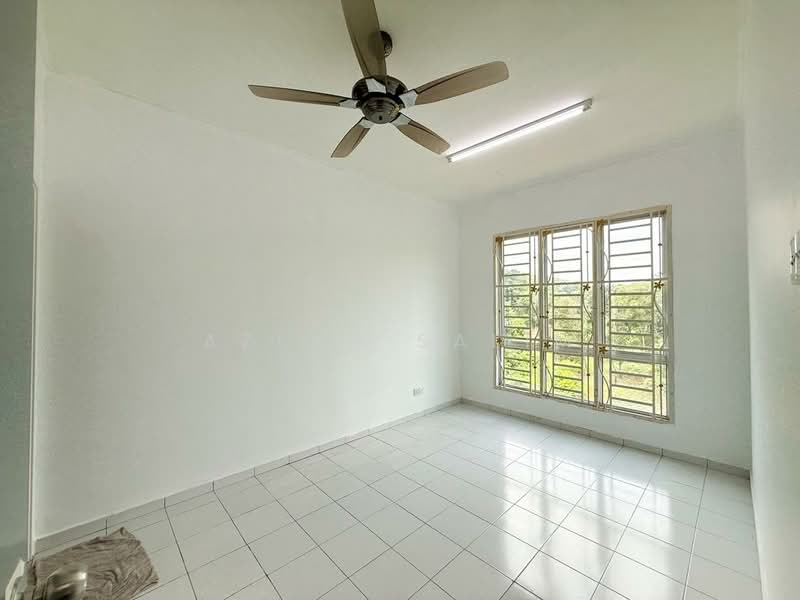 Pangsapuri untuk Dijual di Desajaya Villa - Azlan Salim - PropertyGuru.com.my