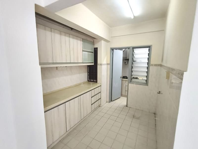 Kondominium untuk Dijual di Pelangi Damansara - Izzati Mat - Kitchen - PropertyGuru.com.my