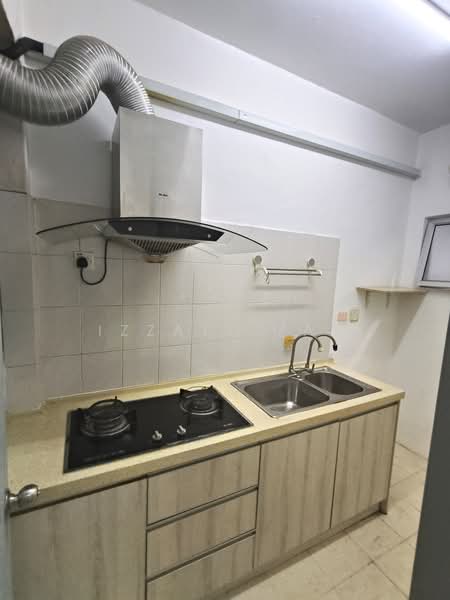 Kondominium untuk Dijual di Pelangi Damansara - Izzati Mat - Kitchen - PropertyGuru.com.my