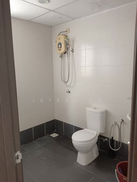 Service Residence for Rent at Amara - Jaykay Ng - Bathroom - PropertyGuru.com.my