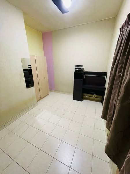 Pangsapuri untuk Disewa di Melur Apartment - Jaykay Ng - Bedroom - PropertyGuru.com.my