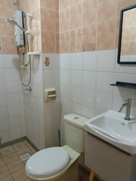 Pangsapuri untuk Disewa di Melur Apartment - Jaykay Ng - Bathroom - PropertyGuru.com.my