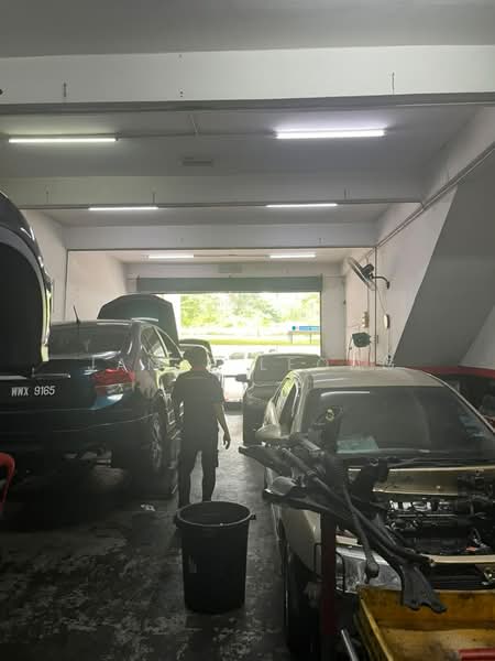 Shop for Rent in Ampang Jaya (Ampang) - Jamie Leong - Car Park - PropertyGuru.com.my
