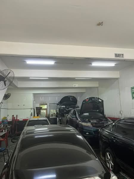 Shop for Rent in Ampang Jaya (Ampang) - Jamie Leong - Car Park - PropertyGuru.com.my