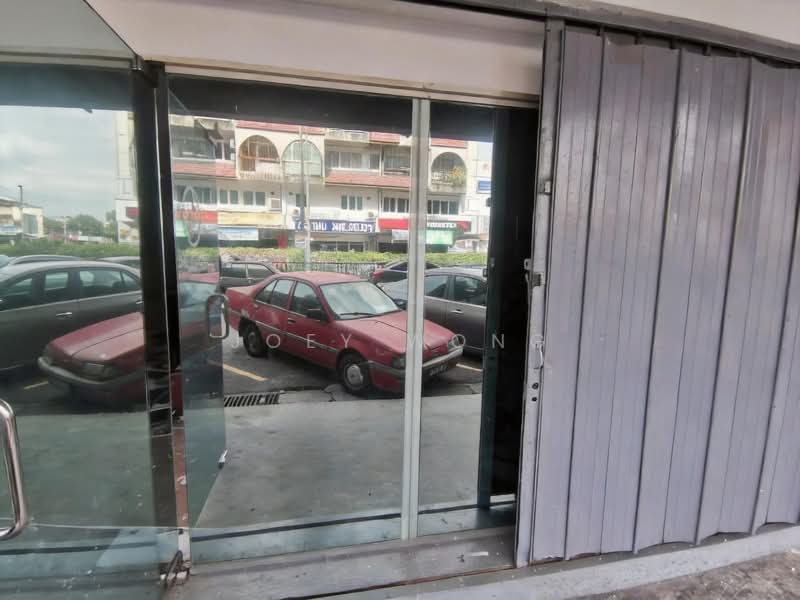 Kedai untuk Disewa di Taman United (Jalan Klang Lama (Old Klang Road)) - Joey Wong - Exterior - PropertyGuru.com.my
