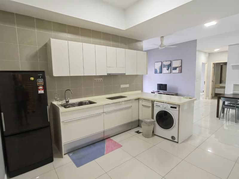 Service Residence for Rent at Icon Residenz @ Icon City - Jackson Chua - Kitchen - PropertyGuru.com.my