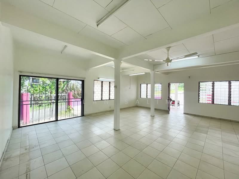 Rumah Teres 2 Tingkat untuk Dijual di Taman Desa Rasah (Rasah) - Azlan Salim - PropertyGuru.com.my